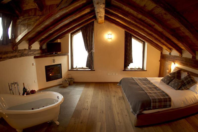 Le Petit Relais Hotel Valpelline Quarto foto