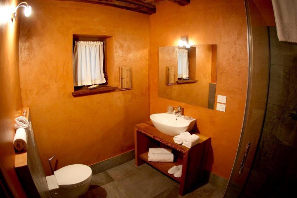Le Petit Relais Hotel Valpelline Quarto foto